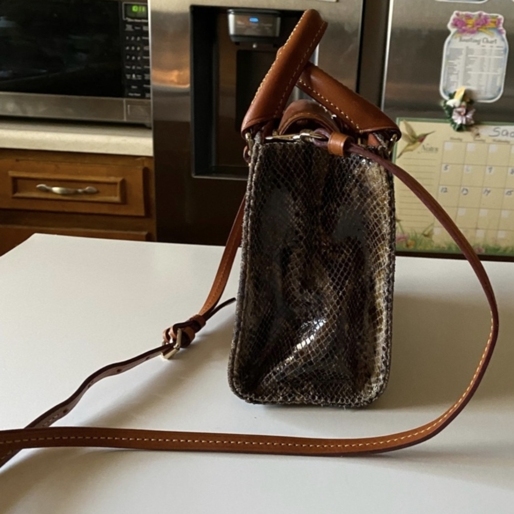Dooney & Bourke Brown Snake Print Women's Bag - Picture 5 of 6